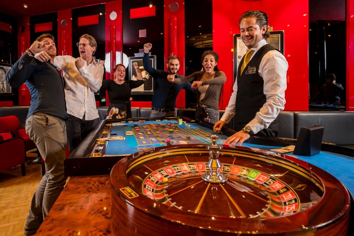 iWin Games Live Casino